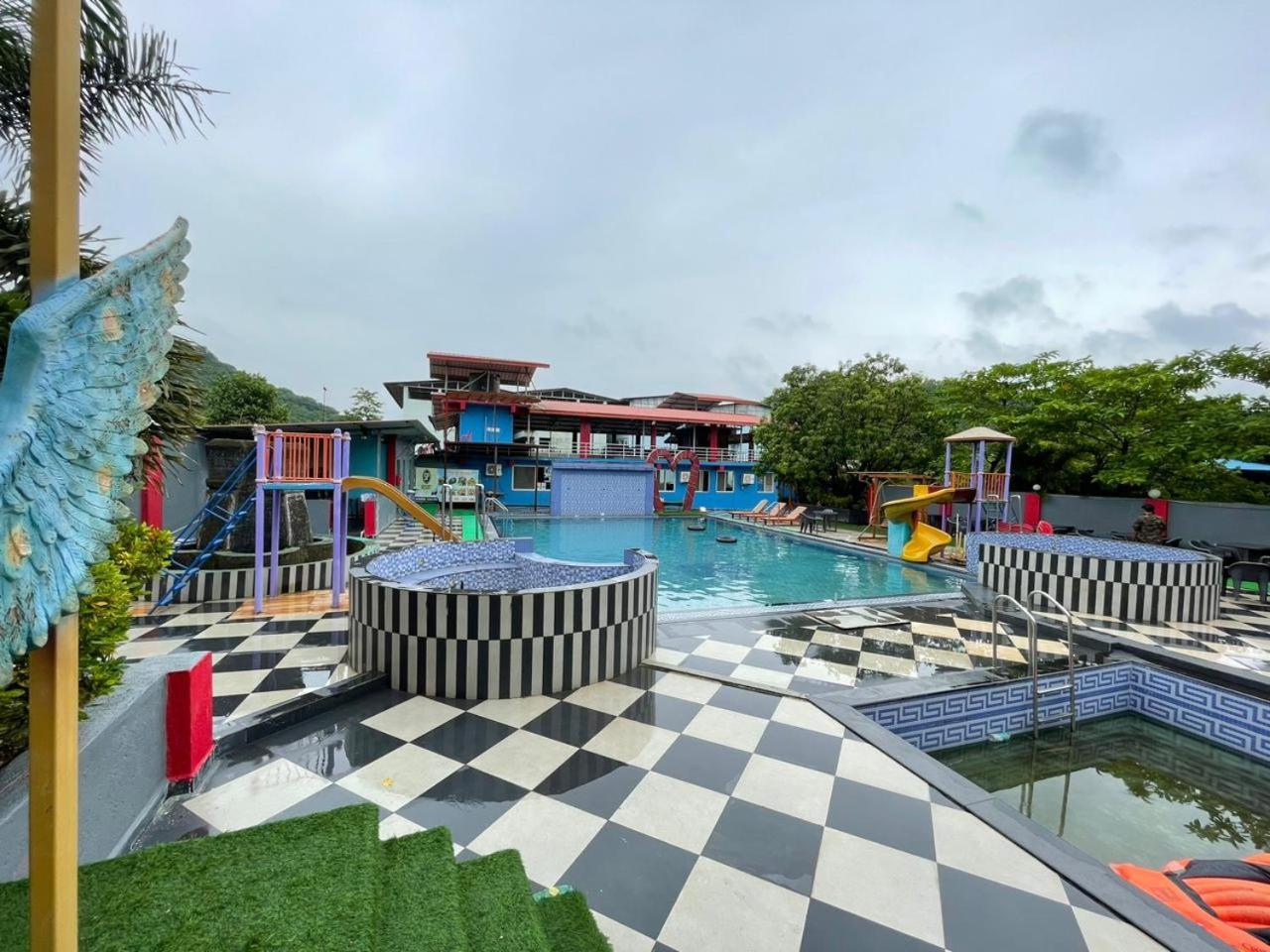 Wayfare Sp Resort 판벨 외부 사진