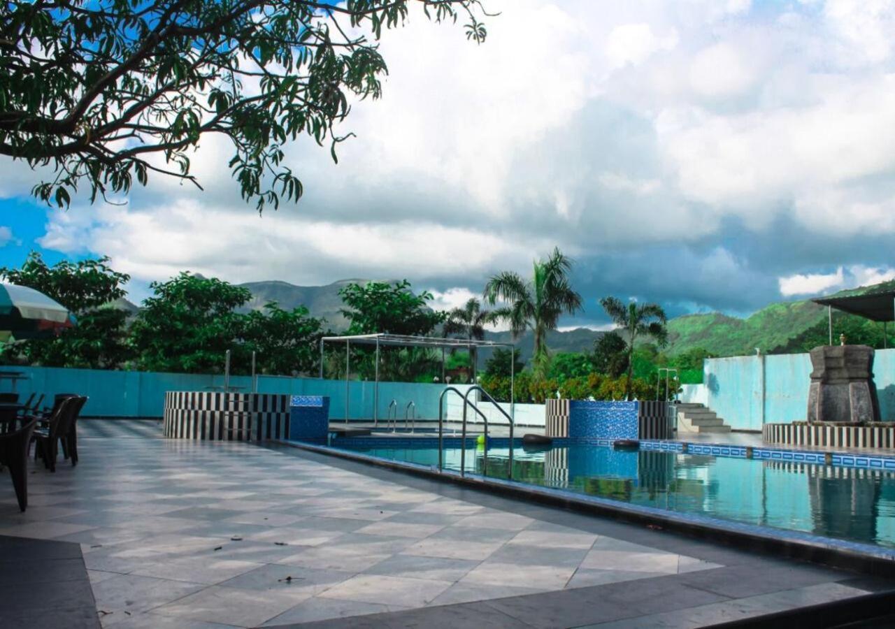 Wayfare Sp Resort 판벨 외부 사진